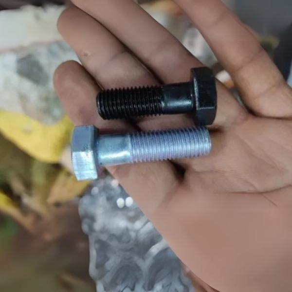 M14x1.5x40 Rotavator Bolts - Image 3